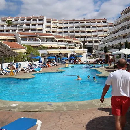 Garden City Pool View *