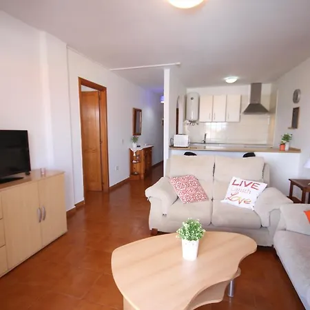 Garden City Pool View Apartment
